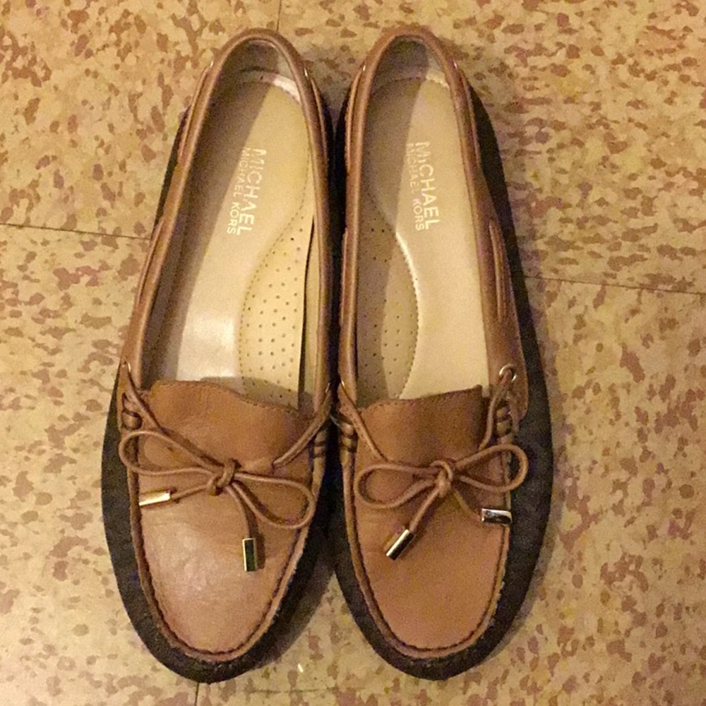 MICHAEL KORS MOCCASINS